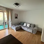 Schlafzimmer In Gemeinsame Wohnung